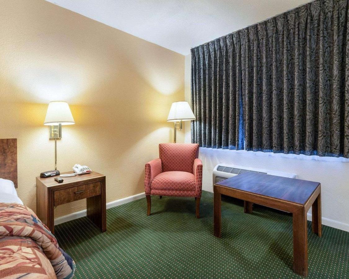 Rodeway Inn Jasper Exteriör bild